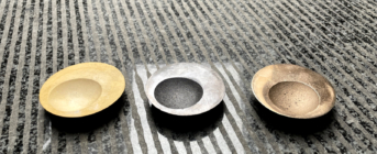 Form 00122024 , Gips, Blei und Bronze, ø 70 x 15 mm, 2024